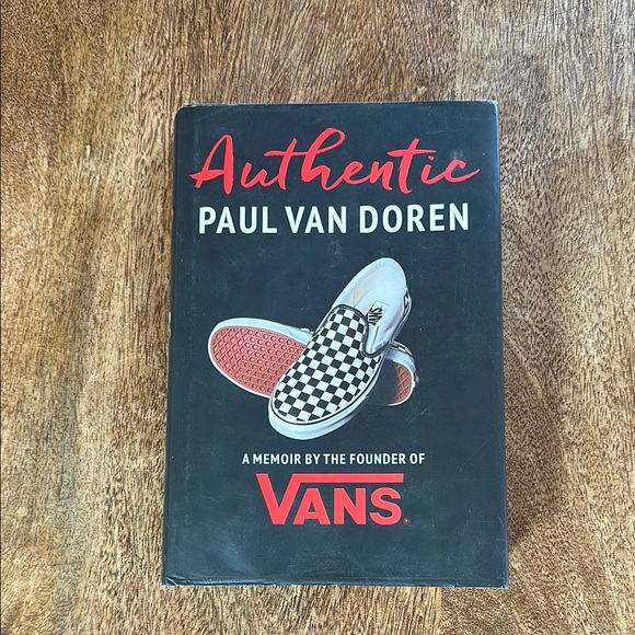 Vans 'Authentic' Memoir Book - Picture 1 of 2